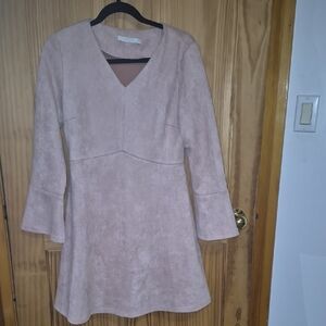 V-Neck Long Sleeve Suede-Look Tunic in Blush Pink
